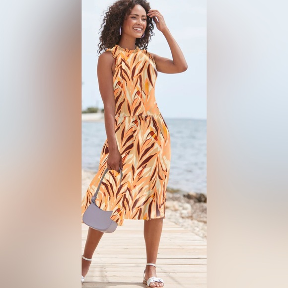 VENUS Dresses & Skirts - Venus Smock Tiered Midi Dress/Orange Patterned Size Small NWOT🤎